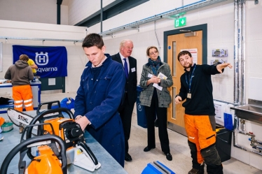 Sir Edward Leigh visits students/apprentices at Riseholme College